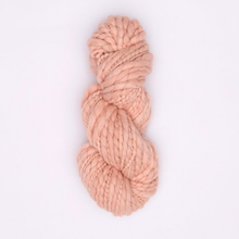  KINUA Handspun Flamé Yarn (Pearl Rose)