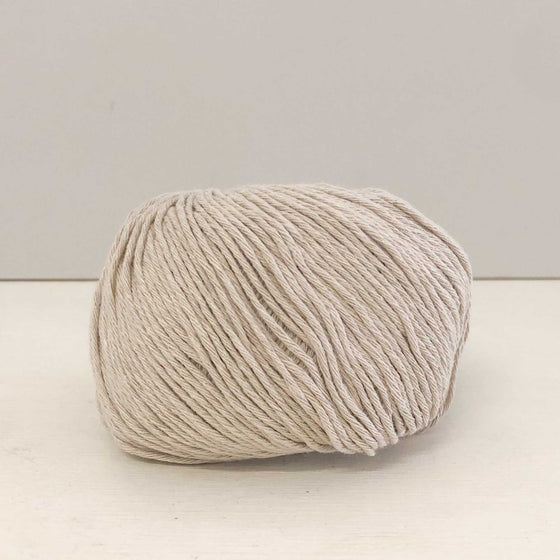 recycled cotton yarn in biscuit