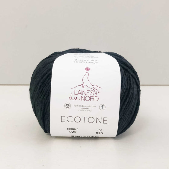 black recycled cotton yarn