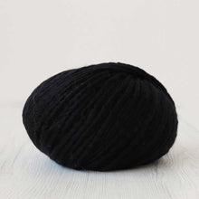  DHG Piuma XL Merino Roving Yarn - Dark