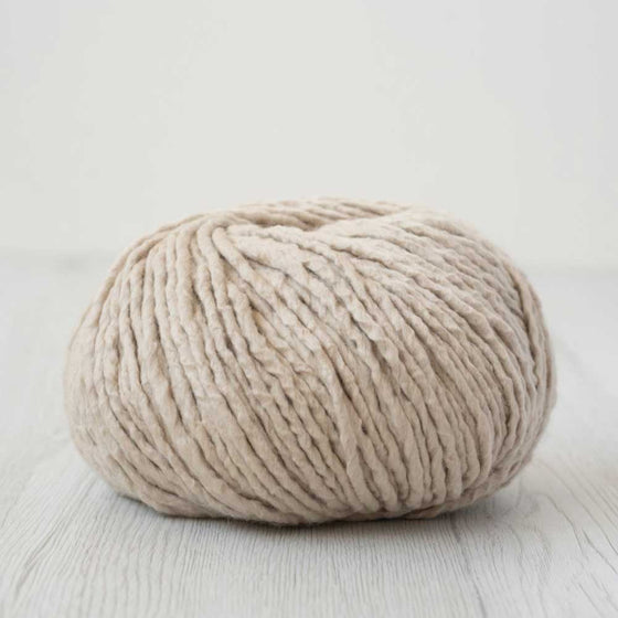 DHG Piuma XL Merino Roving Yarn - Sand