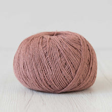  Cleopetra Cotton Linen Yarn (Lace)