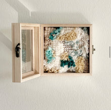  Latch Hooking Fibre Art Workshop